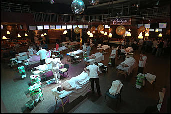 25 октября 2017 г., Барнаул. Екатерина Смолихина   Золотые руки: чемпионат Сибири по массажу прошел в Барнауле