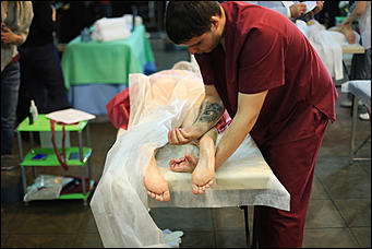 18 октября 2018 г., Барнаул. Екатерина Смолихина   Гладили, мяли, щипали: как в Барнауле состязались лучшие массажисты Сибири