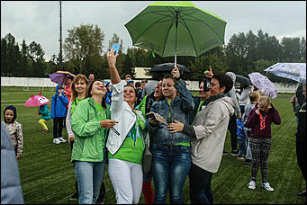 13 августа 2017 г., Барнаул. Екатерина Смолихина   Рекорд России по массовой тренировке установили в Барнауле