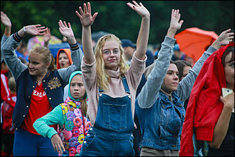 13 августа 2017 г., Барнаул. Екатерина Смолихина   Рекорд России по массовой тренировке установили в Барнауле