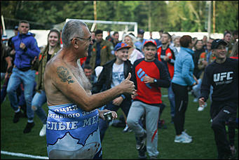 13 августа 2017 г., Барнаул. Екатерина Смолихина   Рекорд России по массовой тренировке установили в Барнауле