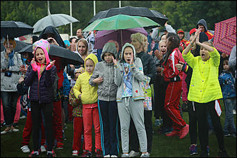 13 августа 2017 г., Барнаул. Екатерина Смолихина   Рекорд России по массовой тренировке установили в Барнауле