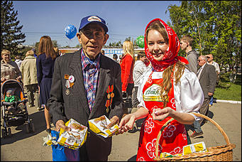 9 мая 2015 г., Барнаул   "Эпоха Победы" от Ретро FM Барнаул