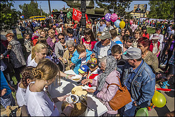 9 мая 2015 г., Барнаул   "Эпоха Победы" от Ретро FM Барнаул