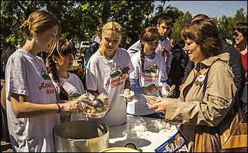 9 мая 2015 г., Барнаул   "Эпоха Победы" от Ретро FM Барнаул