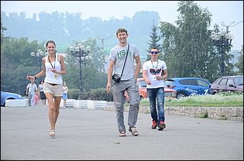 22 июль 2012 г., Барнаул    Автоцентр Реал-Моторс провёл соревнования для владельцев и любителей автомобилей Mazda!