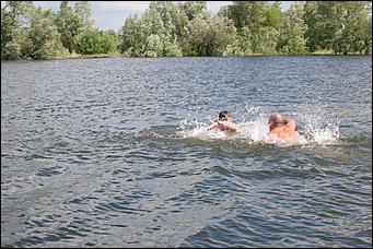 15 июнь 2016 г., Барнаул    Как спасать утопающего: наглядная инструкция в фотографиях