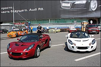 13 июля 2008 г., Москва   Формула 1 погостила в России. Шоу Moscow City Racing (фото Игоря Заботина)