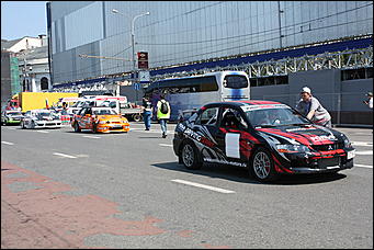 13 июля 2008 г., Москва   Формула 1 погостила в России. Шоу Moscow City Racing (фото Игоря Заботина)