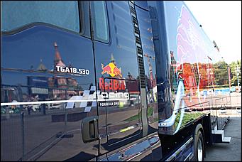 13 июля 2008 г., Москва   Формула 1 погостила в России. Шоу Moscow City Racing (фото Игоря Заботина)