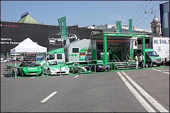 13 июля 2008 г., Москва   Формула 1 погостила в России. Шоу Moscow City Racing (фото Игоря Заботина)