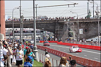 13 июля 2008 г., Москва   Формула 1 погостила в России. Шоу Moscow City Racing (фото Игоря Заботина)