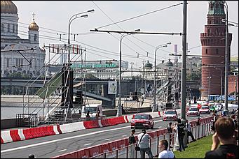 13 июля 2008 г., Москва   Формула 1 погостила в России. Шоу Moscow City Racing (фото Игоря Заботина)