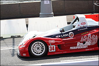 13 июля 2008 г., Москва   Формула 1 погостила в России. Шоу Moscow City Racing (фото Игоря Заботина)