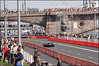 13 июля 2008 г., Москва   Формула 1 погостила в России. Шоу Moscow City Racing (фото Игоря Заботина)