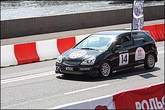 13 июля 2008 г., Москва   Формула 1 погостила в России. Шоу Moscow City Racing (фото Игоря Заботина)