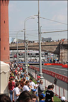 13 июля 2008 г., Москва   Формула 1 погостила в России. Шоу Moscow City Racing (фото Игоря Заботина)