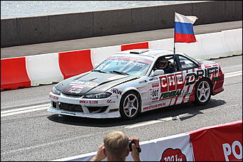 13 июля 2008 г., Москва   Формула 1 погостила в России. Шоу Moscow City Racing (фото Игоря Заботина)