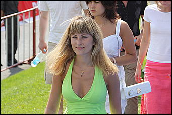 13 июля 2008 г., Москва   Формула 1 погостила в России. Шоу Moscow City Racing (фото Игоря Заботина)