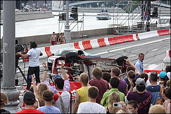 13 июля 2008 г., Москва   Формула 1 погостила в России. Шоу Moscow City Racing (фото Игоря Заботина)