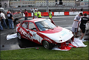 13 июля 2008 г., Москва   Формула 1 погостила в России. Шоу Moscow City Racing (фото Игоря Заботина)