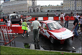 13 июля 2008 г., Москва   Формула 1 погостила в России. Шоу Moscow City Racing (фото Игоря Заботина)