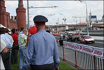 13 июля 2008 г., Москва   Формула 1 погостила в России. Шоу Moscow City Racing (фото Игоря Заботина)