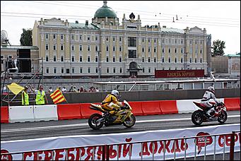 13 июля 2008 г., Москва   Формула 1 погостила в России. Шоу Moscow City Racing (фото Игоря Заботина)