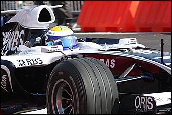 13 июля 2008 г., Москва   Формула 1 погостила в России. Шоу Moscow City Racing (фото Игоря Заботина)