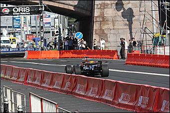 13 июля 2008 г., Москва   Формула 1 погостила в России. Шоу Moscow City Racing (фото Игоря Заботина)