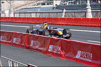 13 июля 2008 г., Москва   Формула 1 погостила в России. Шоу Moscow City Racing (фото Игоря Заботина)