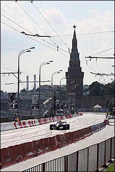 13 июля 2008 г., Москва   Формула 1 погостила в России. Шоу Moscow City Racing (фото Игоря Заботина)