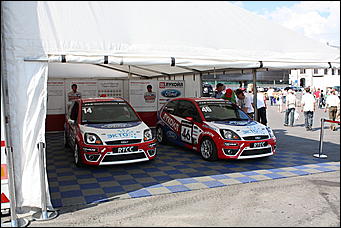 13 июля 2008 г., Москва   Формула 1 погостила в России. Шоу Moscow City Racing (фото Игоря Заботина)