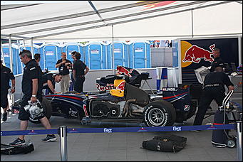 13 июля 2008 г., Москва   Формула 1 погостила в России. Шоу Moscow City Racing (фото Игоря Заботина)