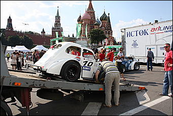 13 июля 2008 г., Москва   Формула 1 погостила в России. Шоу Moscow City Racing (фото Игоря Заботина)
