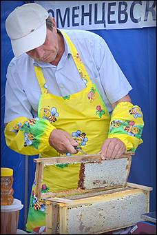 14 август 2013 г., Барнаул   Ярмарка "Медовый Спас на Алтае"