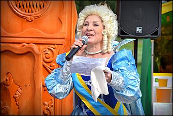 14 август 2013 г., Барнаул   Ярмарка "Медовый Спас на Алтае"