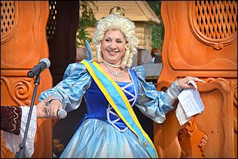 14 август 2013 г., Барнаул   Ярмарка "Медовый Спас на Алтае"