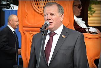 14 август 2013 г., Барнаул   Ярмарка "Медовый Спас на Алтае"