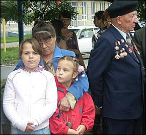 пос. Южный   Открытие мемориала Славы в поселке Южный