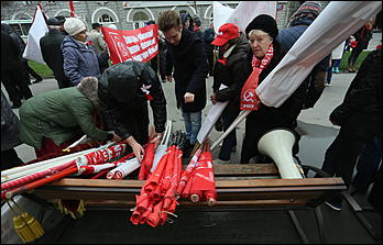    Мир, труд, дождь со снегом: политический Первомай в Барнауле 