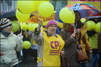    Мир, труд, дождь со снегом: политический Первомай в Барнауле 