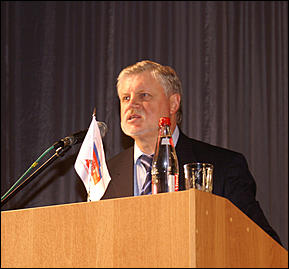 24 июля 2007 г., Барнаул   Встреча председателя Совета Федерации РФ Сергея Миронова с жителями Алтайского края