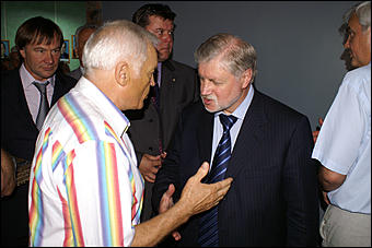 24 июля 2007 г., Барнаул   Встреча председателя Совета Федерации РФ Сергея Миронова с жителями Алтайского края