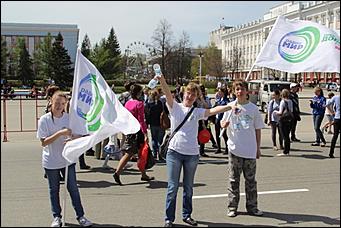 9 май 2013 г., Барнаул   Радио «МИР» отпраздновало с барнаульцами День Победы 
