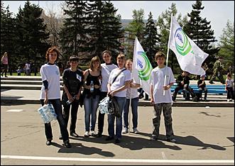 9 май 2013 г., Барнаул   Радио «МИР» отпраздновало с барнаульцами День Победы 