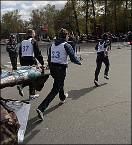 9 мая 2011 г., Барнаул   9 мая 2011. Площадка мировые ребята