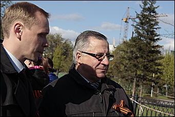 9 мая 2011 г., Барнаул   9 мая 2011. Площадка мировые ребята