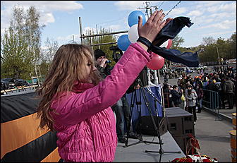 9 мая 2011 г., Барнаул   9 мая 2011. Площадка мировые ребята