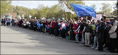 9 мая 2011 г., Барнаул   9 мая 2011. Площадка мировые ребята